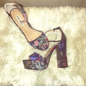 Steve Madden Jamie platforms heels